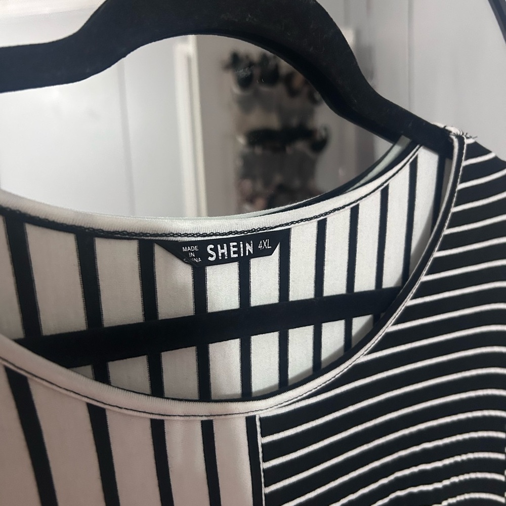 SHEIN Black and White striped dress NWOT - Picture 8 of 12